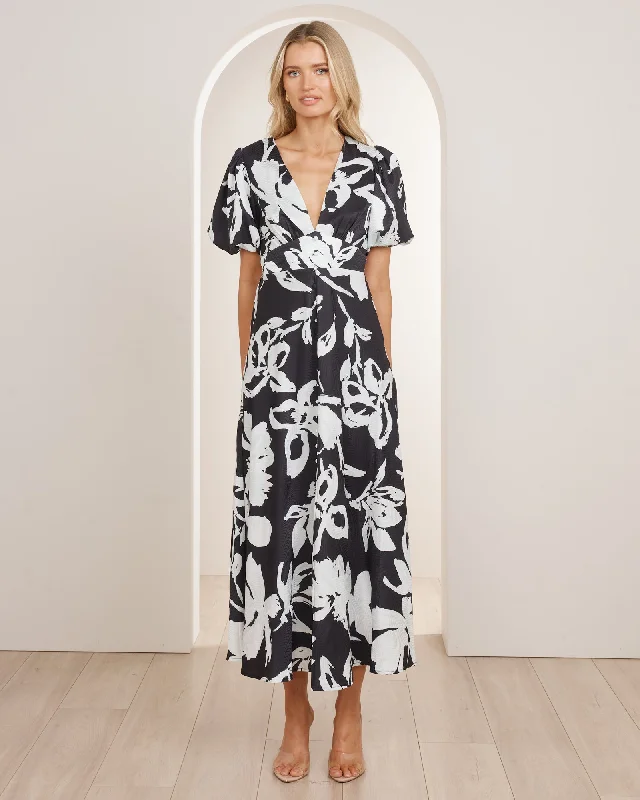 Weekend Offers You Love Jeanie V-neck Maxi Dress