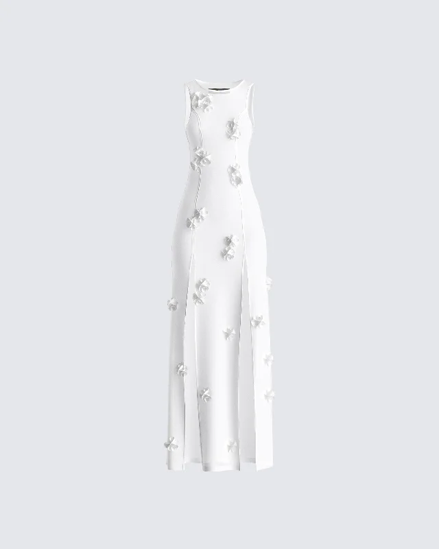 Weekend Exclusive Bargains Regina White Floral Maxi Dress