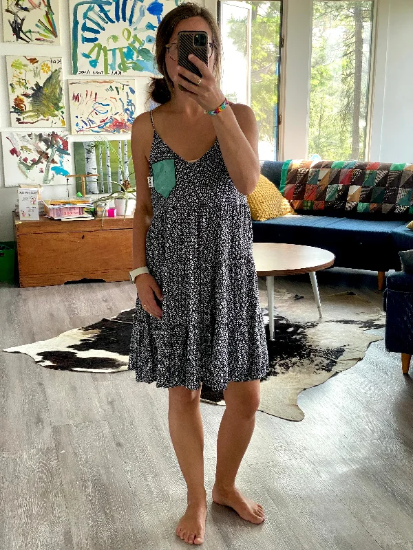 Exclusive Savings Event ReLoved Dress - med
