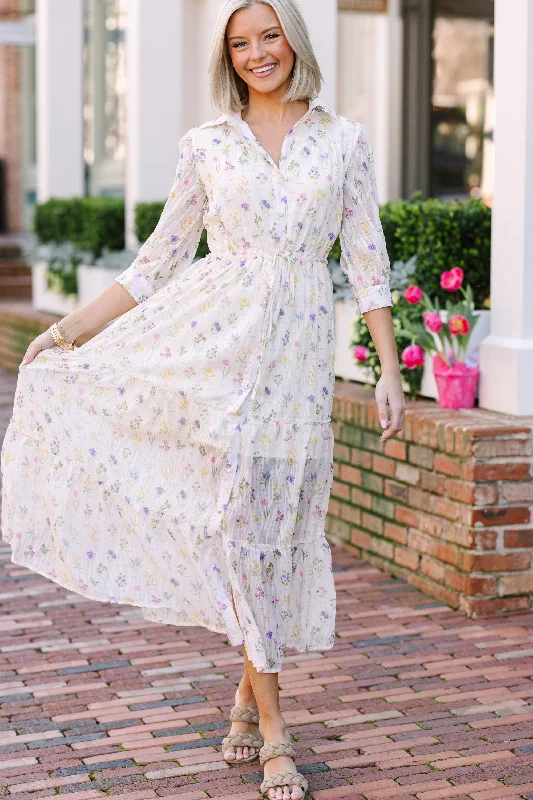 Unseen Savings Show You Off White Ditsy Floral Maxi Dress