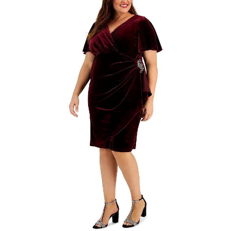 Price Slash Alert SLNY Womens Plus Velvet Midi Sheath Dress