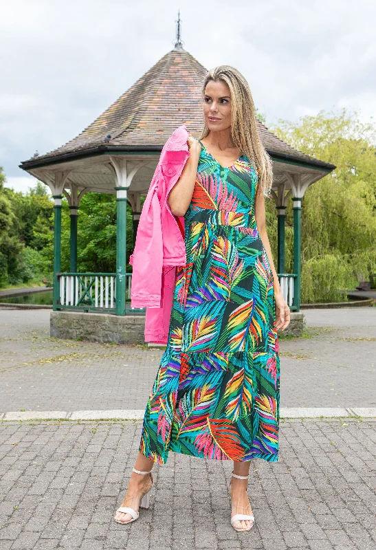 Weekend Deal Fever Tropical Print Midi Dress