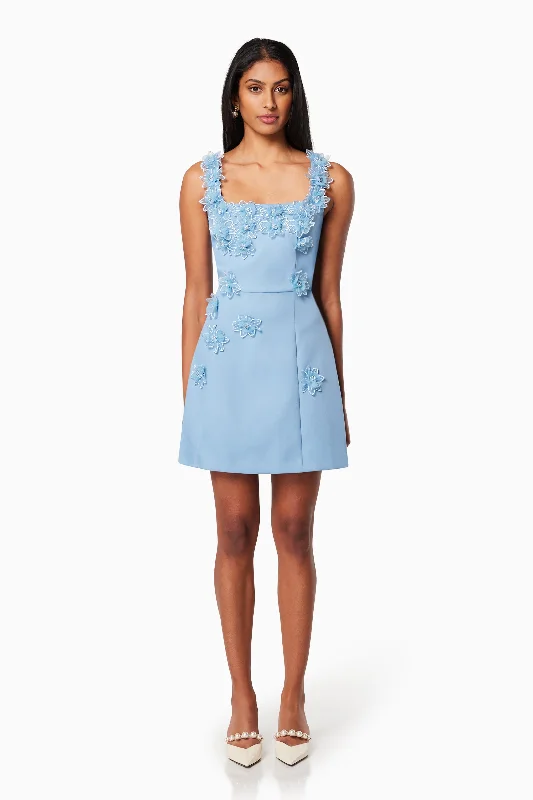 Weekend Price Breaks Bruges 3D Floral Mini Dress In Blue