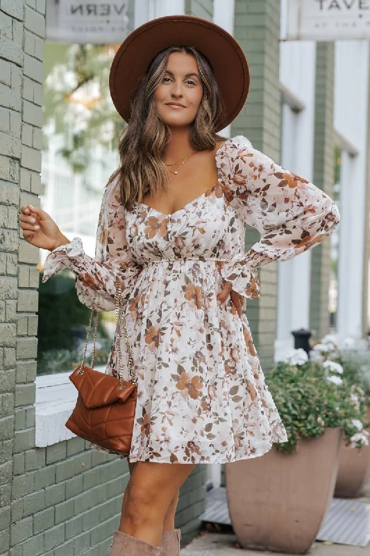 Weekend Sale Frenzy Cream Floral Print Mini Dress