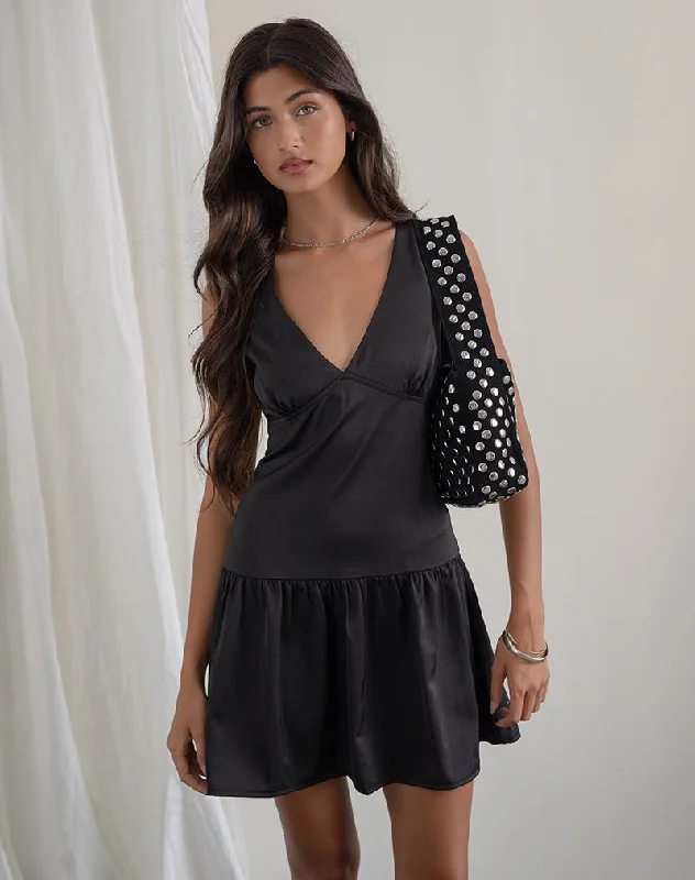 Weekend Price Slash Event Distia Plunge Puff Mini Dress in Black