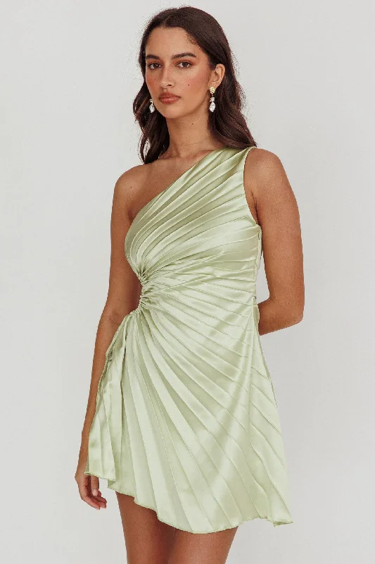 Weekend Flash Offers Glow Ray One-Shoulder Pleat Dress Apple
