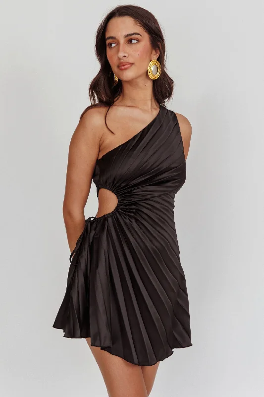 Weekend Only Sale Glow Ray One-Shoulder Pleat Dress Black