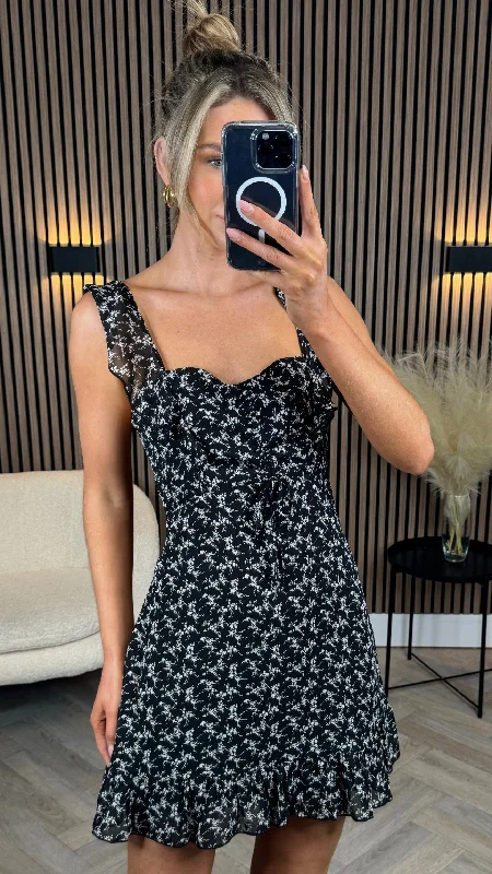 Weekend Mega Sale Event Maela Black Printed Sweetheart Neck Mini Dress