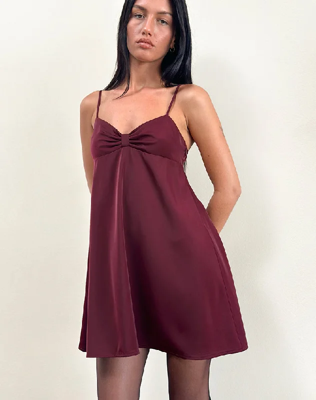 Weekend Big Discount Event Rafaila Mini Slip Dress in Satin Burgundy