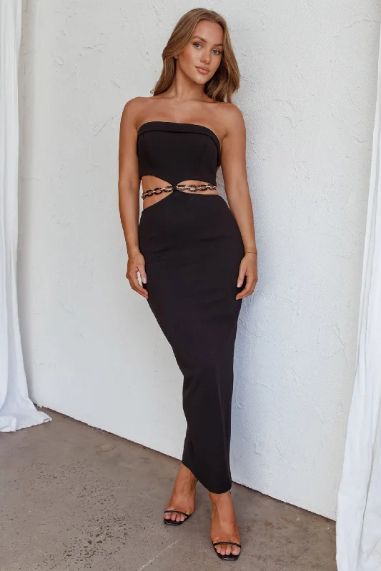 Weekend Closeout Deals Cindi Cut-Out Chain Waist Maxi Dress Black