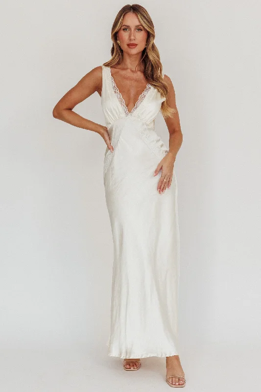Best Price Ever Ivonne Lace Trim V-Neck Maxi Dress Oyster