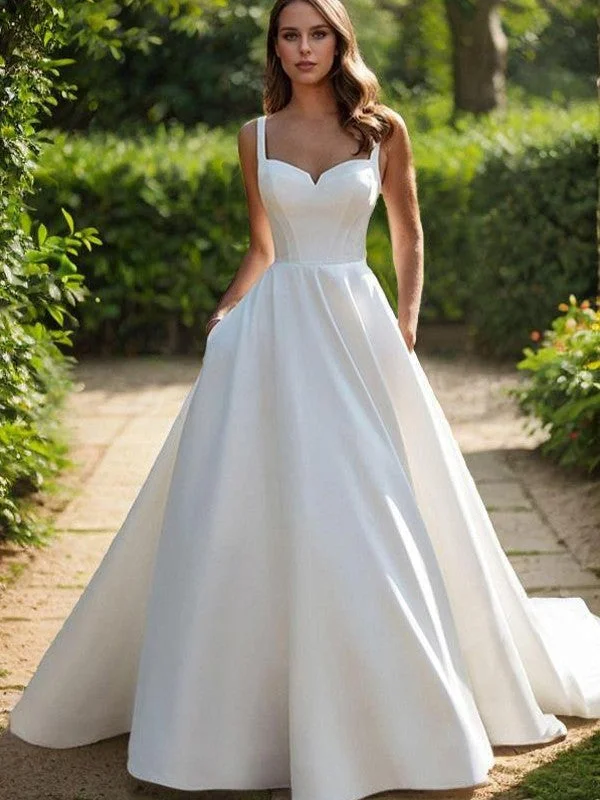 Don’t Miss These Deals A-line shoulder strap palace train satin tight fitting corset and ground length wedding dress Don’t Miss These Deals A-line shoulder strap palace train satin tight fitting corset and ground length wedding dress