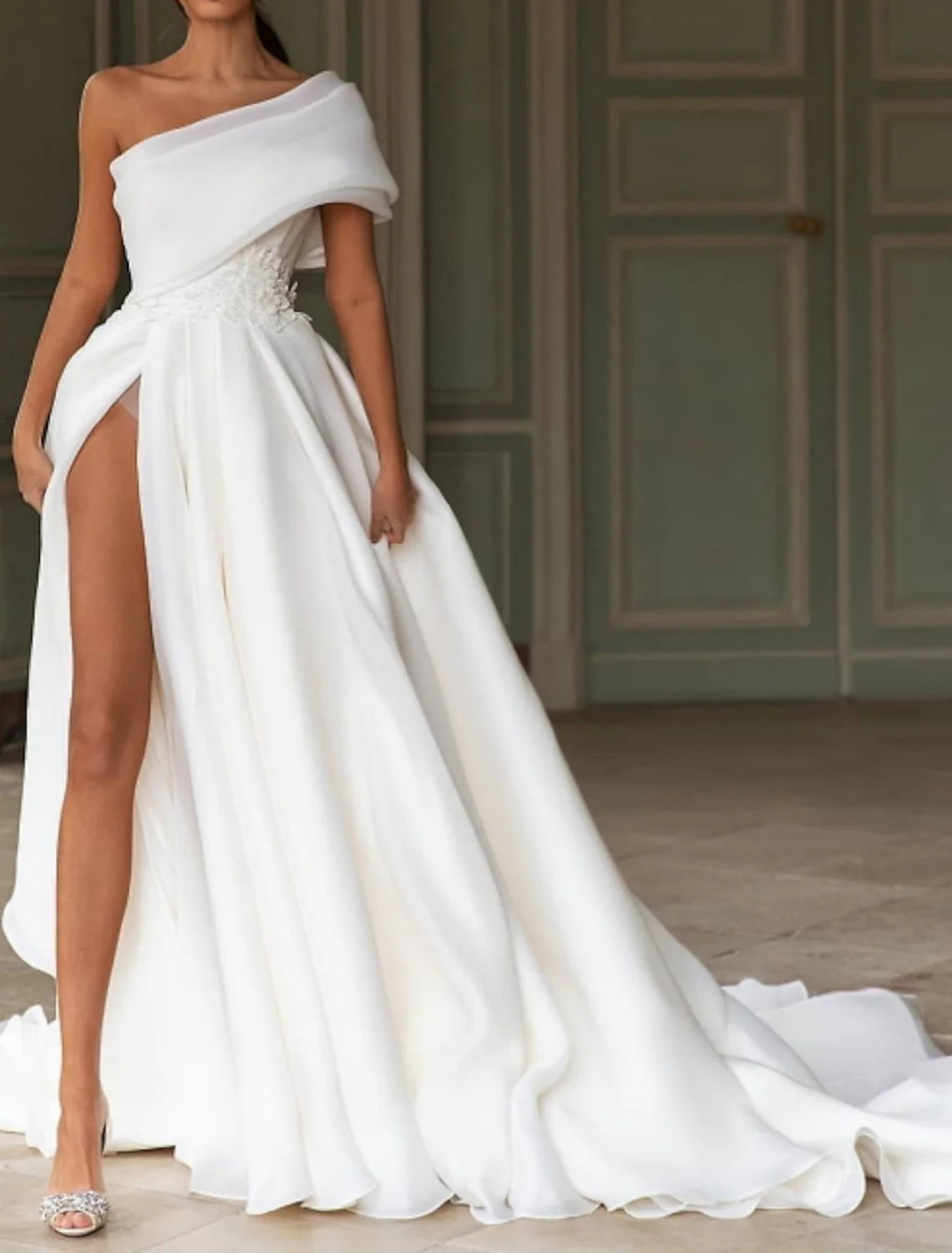 Weekend Flash Savings A-shaped/Princess One Shoulder Front Split Palace Tail Wedding Dress Weekend Flash Savings A-shaped/Princess One Shoulder Front Split Palace Tail Wedding Dress