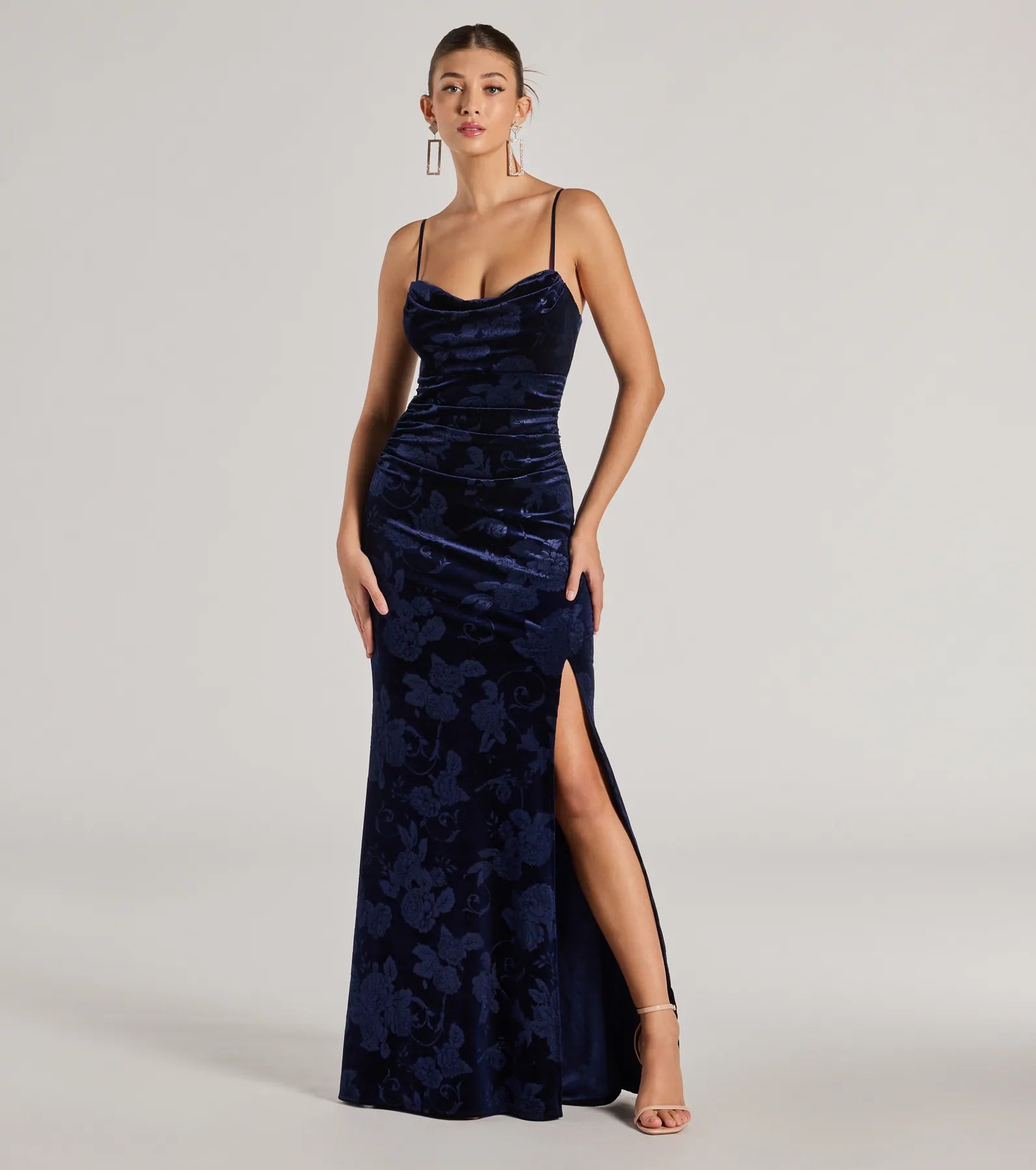 Limited Offer Anisa Sleeveless Floral Velvet Mermaid Dress