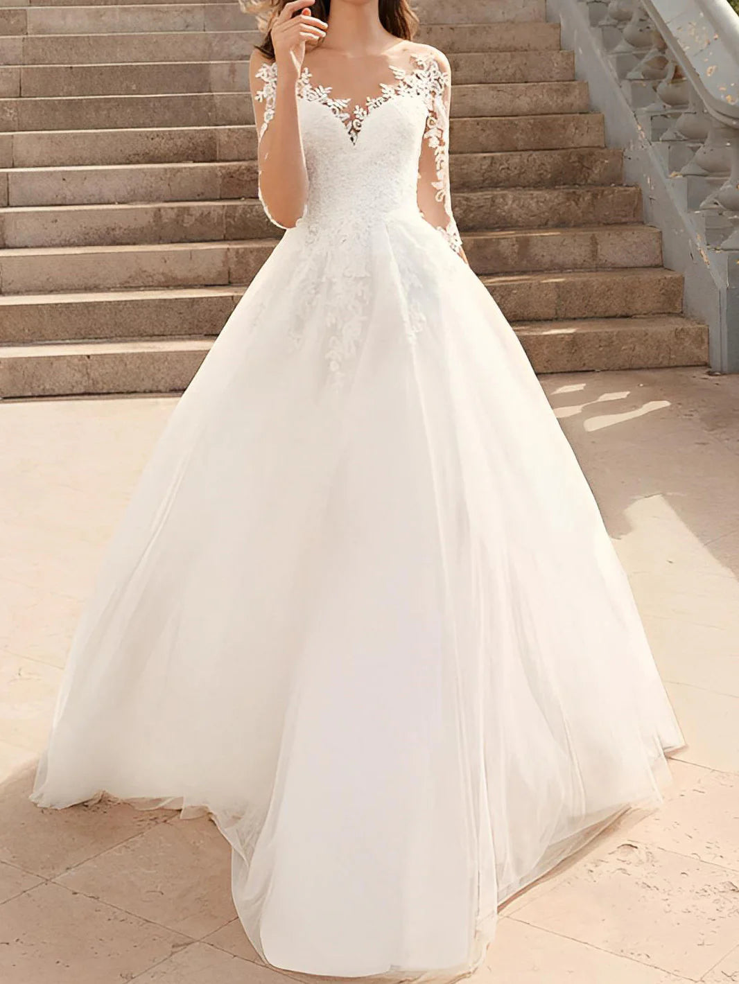 Weekend Bargain Shopping Applique A-line/Princess Transparent Collar Lace Wedding Dress