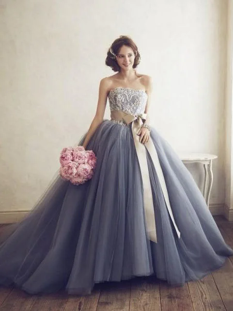 Weekend Hot Prices Beautiful Wedding Dresses Ball Gown Lace Sweep Train Lace-up Chic Bridal Gown JKS278