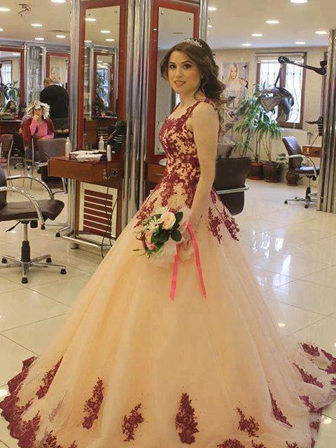 Exclusive Deals Beautiful Wedding Dresses V-neck Ball Gown Appliques Long Sexy Bridal Gown JKW141 Exclusive Deals Beautiful Wedding Dresses V-neck Ball Gown Appliques Long Sexy Bridal Gown JKW141