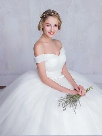 Weekend Deal Rush Chic Ball Gown Wedding Dresses Off-the-shoulder Ruffles Ivory Bridal Gown JKS154