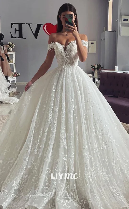 Weekend Shopping Fiesta LW440 - Off-Shoulder V-Neck Appliques Tiered A-Line Ball Gown Wedding Dress Weekend Shopping Fiesta LW440 - Off-Shoulder V-Neck Appliques Tiered A-Line Ball Gown Wedding Dress