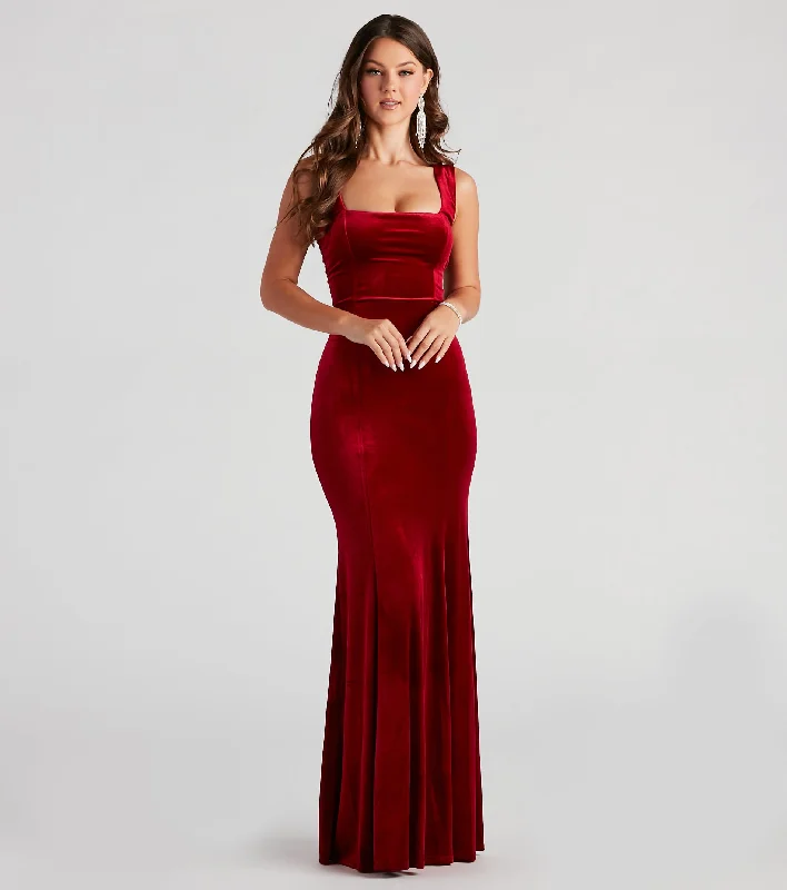Weekend Shopping Fever Tori Formal Sleeveless Velvet Mermaid Dress