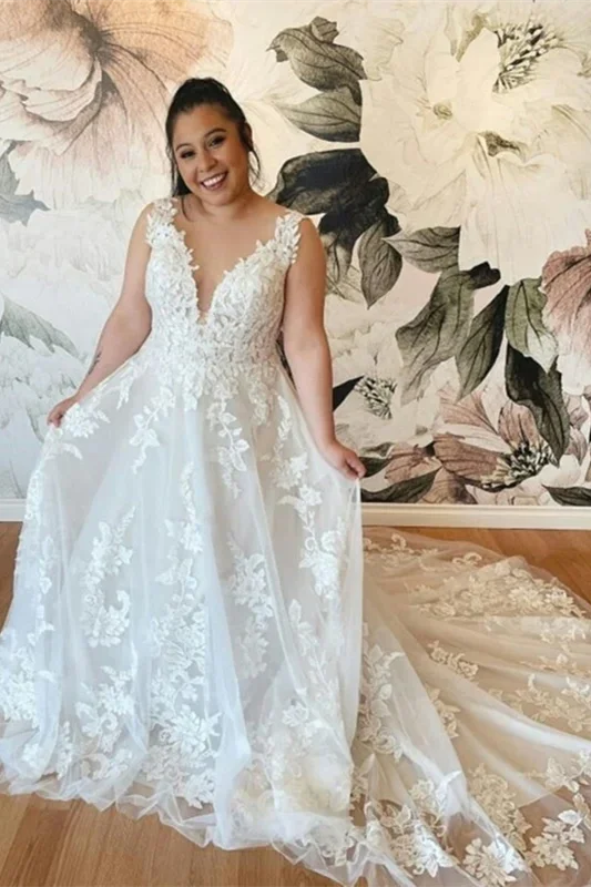 Flash Sale V-neck Lace Tulle Wedding Dresses, Bridal Gown With Bones, Backless Wedding Dresses, Long Train Bridal Gown Flash Sale V-neck Lace Tulle Wedding Dresses, Bridal Gown With Bones, Backless Wedding Dresses, Long Train Bridal Gown