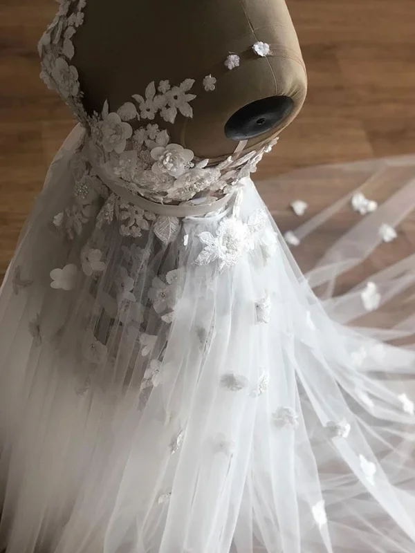 Weekend Massive Discounts V Neck White Tulle Lace Long Prom Dresses, V Neck White Tulle Lace Long Evening Dresses Weekend Massive Discounts V Neck White Tulle Lace Long Prom Dresses, V Neck White Tulle Lace Long Evening Dresses