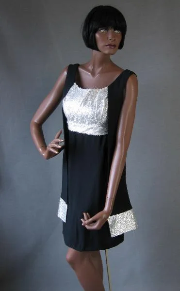 Weekend Sale Day 60s Women's Mini Dress Vintage Cocktail Empire Waist Silver and Black Medium VFG Weekend Sale Day 60s Women's Mini Dress Vintage Cocktail Empire Waist Silver and Black Medium VFG