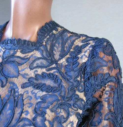 Weekend Shopping Fiesta 70s Women's Dress Cocktail Party Painted Velvet Vintage Soutache Illusion Small to Medium VFG Richilene Weekend Shopping Fiesta 70s Women's Dress Cocktail Party Painted Velvet Vintage Soutache Illusion Small to Medium VFG Richilene